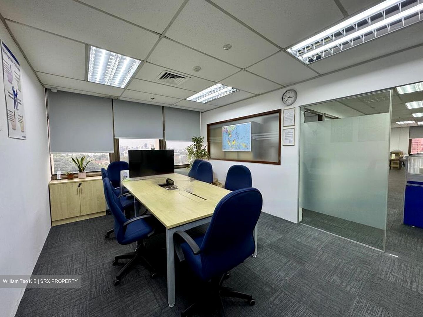 Peninsula Shopping Complex (D6), Office #451222841